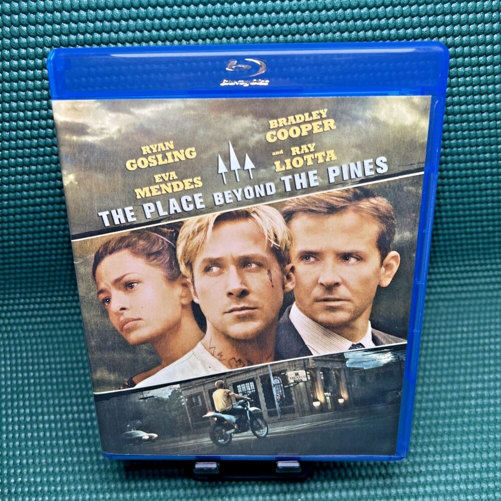 The Place Beyond the Pines (Blu-ray, 2013)